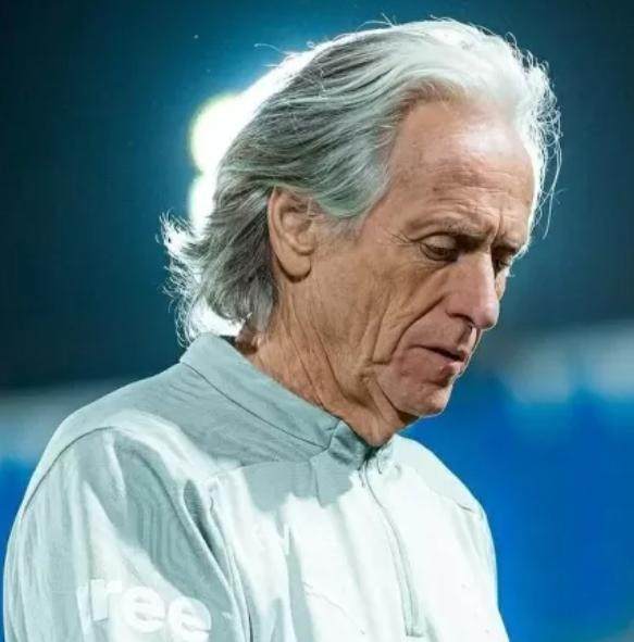 被利雅得新月解职 若热·热苏斯离巴西队更近了？